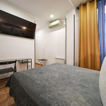 Hostal Las Fuentes (Adults Only)-3